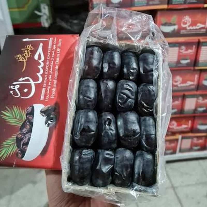 خرما مضافتی احسان با ظاهر یکدست و طعم دلپذیر